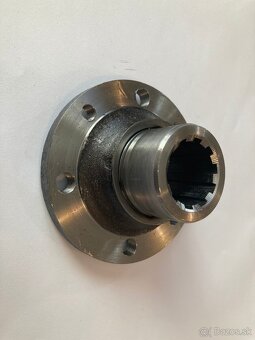 Uaz, Gaz ochranné manžety na nápravu predám - 13