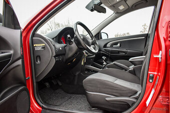 Kia ceed sw 1.6crdi 85kw gold - 13