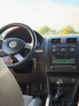 Volkswagen Touran - 13