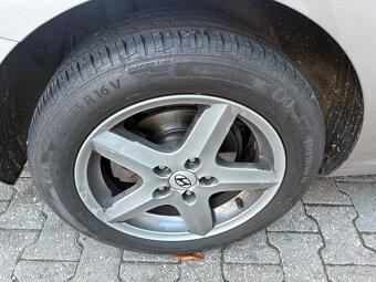 Hyundai i30 - 13