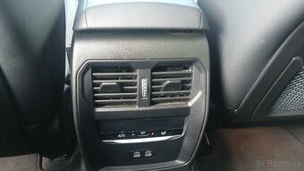 BMW 320xd M-packet,X-DRIVE,140KW,2024,AUTOMAT,V ZARUKE - 13