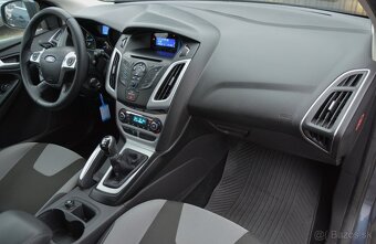 Ford Focus Array 1.60 SR voz - 13