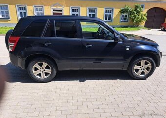 Suzuki Grand Vitara 1,9 DDiS AWD nafta manuál 95 kw - 13