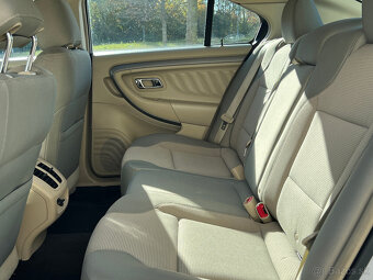 Ford Taurus 3.5V 6, benzín, 2015, 1.majitel - 13