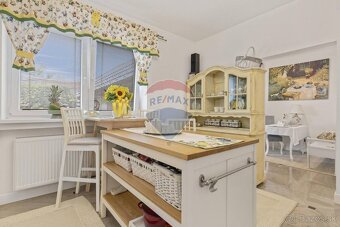 PREDAJ : Rodinný dom 134 m2, komp. rekonštrukcia, záhr. dom, - 13