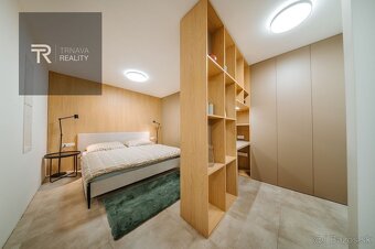 CENTRUM MESTA TRNAVA, KOMPLETNE ZARIADENÝ BYT NA KAPITULSKEJ - 13