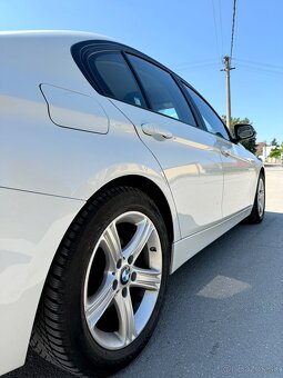 BMW rad 3 318d A/T - 13