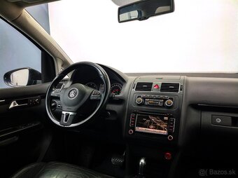VW TOURAN 2.0 TDI 125KW,DSG, HIGHLINE,KAMERA, KŮŽE, TEMPOMAT - 13