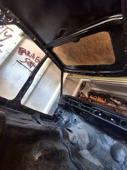 Predám nedokončený projekt ford cortina mk5 - 13