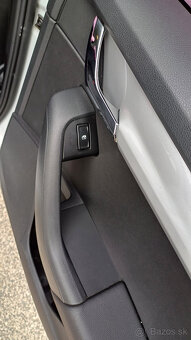 Škodu Octavia Combi 1.6 TDI (2017) - 13