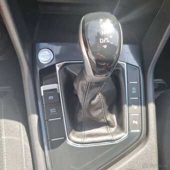 Vollkswagen Tiguan - 13