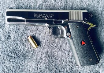 Smith&Wesson 10mm Auto - 13