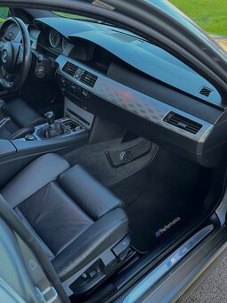 BMW E60 520d - 13