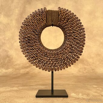 Tolai kmeňové nákrčníky z nassa mušlí - Papua Nová Guinea - 13