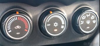 Mitsubishi ASX 1.6 MIVEC Inform Slovenské 53530km - 13