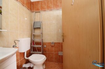 Vodice, Srima – zariadený apartmán, 350m od mora - 13