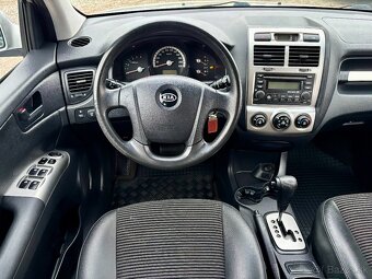 Kia Sportage 2.0 CRDi LX A/T - 13