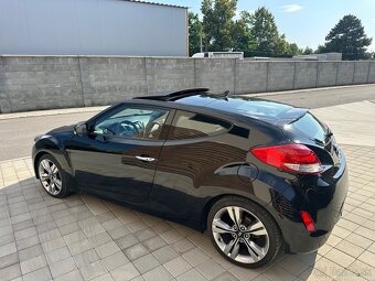 Hyundai Veloster 1.6 GDI Extreme - 13
