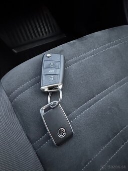 Volkswagen  Touran  R Line - 13