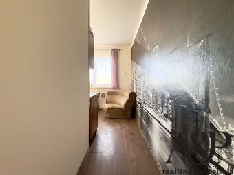 NA PREDAJ 2 IZB. BYT S LOGGIOU, 49M2, KALINČIAKOVA UL., SENI - 13