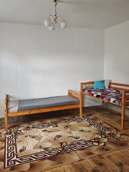 Predáme rodinný dom v Žarnovici - 13