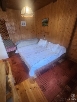 Rodinný dom v centre obce Štrba - 13