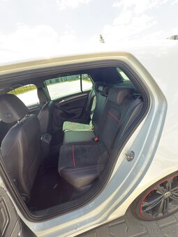 Predám Volkswagen golf gti - 13