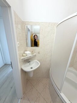 SKVELÝ BYT PRE KRÁSNE BÝVANIE :) 3  izbový byt 69 m2, garáž, - 13