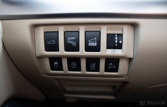 Subaru Outback 2.5i-S Exclusive NAVI CVT. - 13