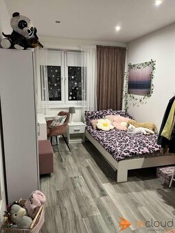 Novostavba 4 izb. rodinného domu „prakticky“ v parku. - 13