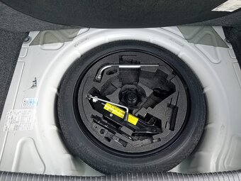 Volkswagen Golf GTD - 13