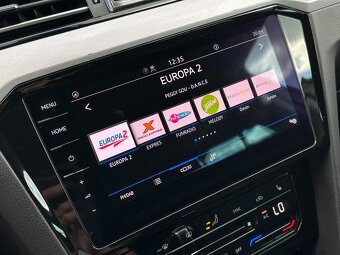 Volkswagen Passat Variant 2.0 TDi DSG - 13