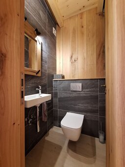 Predaj VILLA v Bobrovníku – Luxusný Rekreačný Dom pri Maríne - 13