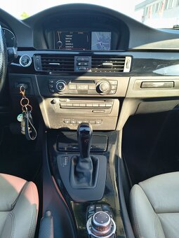 BMW Rad 3 320d xDrive A/T - 13