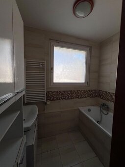 VIVAREAL  VEĽKÝ 4 izbový byt s loggiou, rekonštrukcia, výme - 13