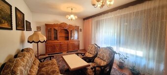 Priestranný rodinný dom na predaj v obci Báč - 13
