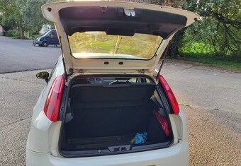Fiat Grande Punto 1.3 Multijet 16v 90k Racing - 13