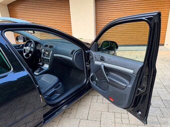 Škoda octavia 2 COMBI 2.0TDI DSG 103kw 140PS+Navi+TOP Stav - 13