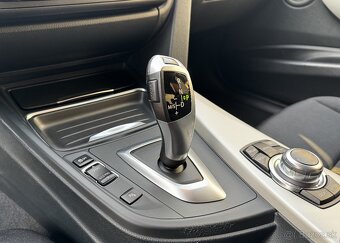 BMW rad 3 318d A/T - 13