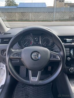 Škoda Octavia Scout 2.0l TDI 135KW DSG 4x4 Combi - 13