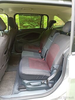 Ford Grand C-Max - 13