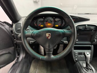 Porsche 911 Carrera Cabrio 996 Turbo - 13