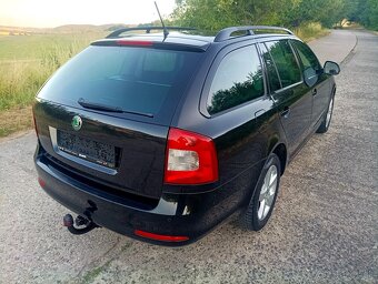 ŠKODA OCTAVIA COMBI II 2.0 TDI CR TOP 2013 - 13