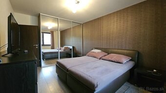 Moderný priestranný 4-izbový rodinný dom v obci Malý Lapáš - 13