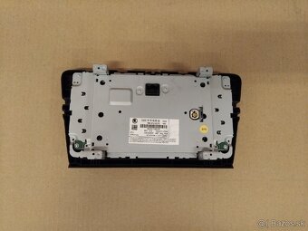 autorádio Octavia 3 - displej, čítačka - 13