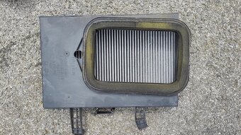 Všelijaké plasty z Audi A4 B7 - 13