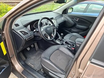 Hyundai IX 35 PREMIUM 1.6 GDI benzin - 13