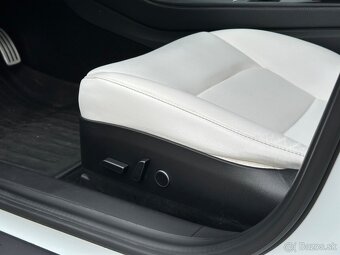 Tesla Model 3 - 13