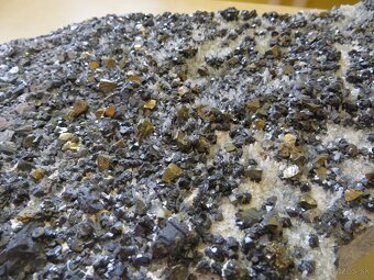 Mineral (galenit, chalkopyrit, sfalerit, kremeň) (Hodruša) - 13