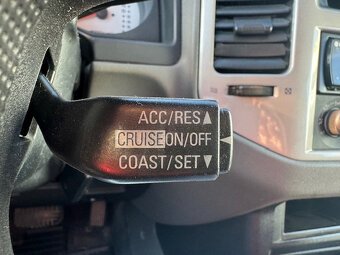 Mitsubishi Pajero 3.2 DI-D Dakar A/T AKONTACIA OD 0% - 13